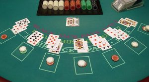Pelajari Taruhan Blackjack Online Berdasarkan Strategi Nilai Kartu